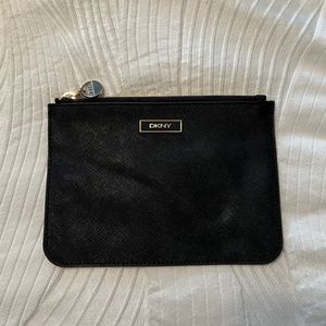 DKNY Small Zipper Pouch - Black